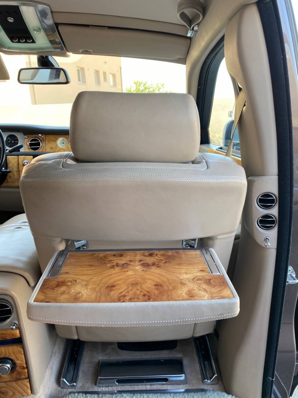intérieur-voiture-luxe